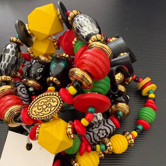 Sassy Jones Multicolor Rasta Beaded Bracelet Set - Picture 2 of 3